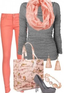 How to wear colored skinny jeans