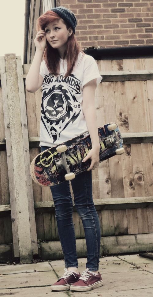 simple-punk-street-style-look